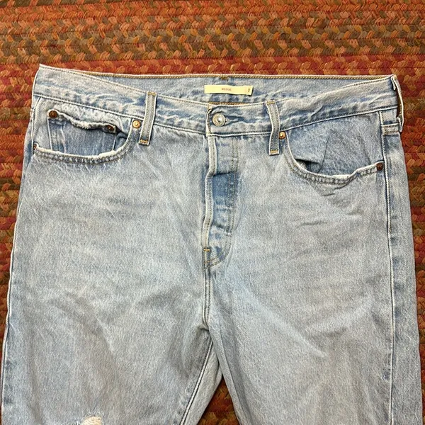 Levis Light Wash Wedgie Distressed Slim Fit Jeans Beach Ripped - Image 2
