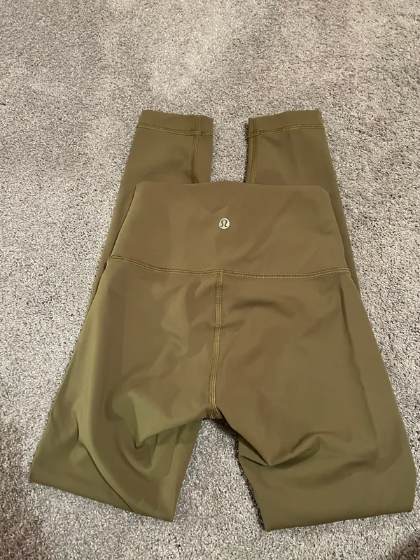 Lululemon Wunder Under Leggings 25” - Image 2