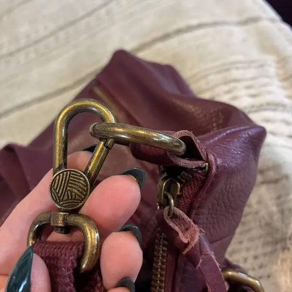 The Sak Wine Pebbled Leather Crossbody With Top Handles Purse Butter Soft EUC - Image 13