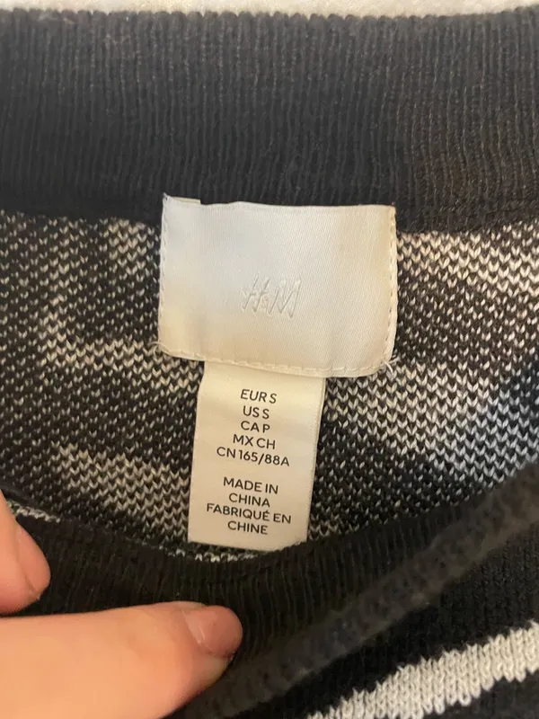 H&M Cropped sweater - Image 2