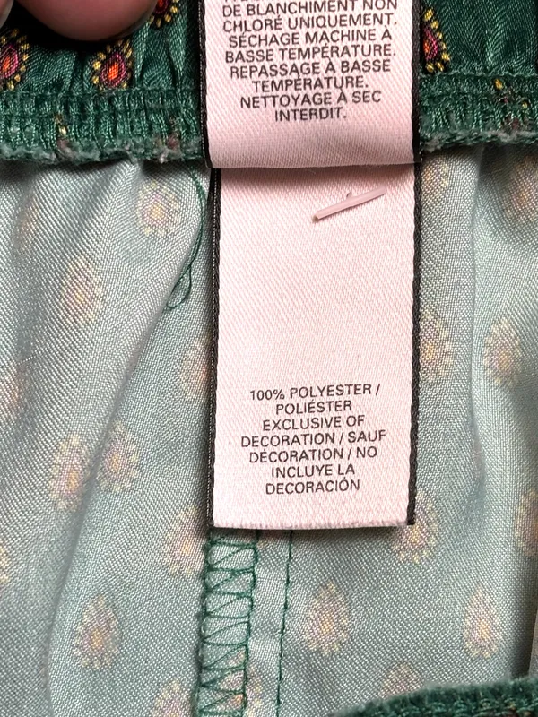 Victoria's Secret Women's Medium Green Silky Sleepwear Pajama Shorts Y2K Comfy - Image 6