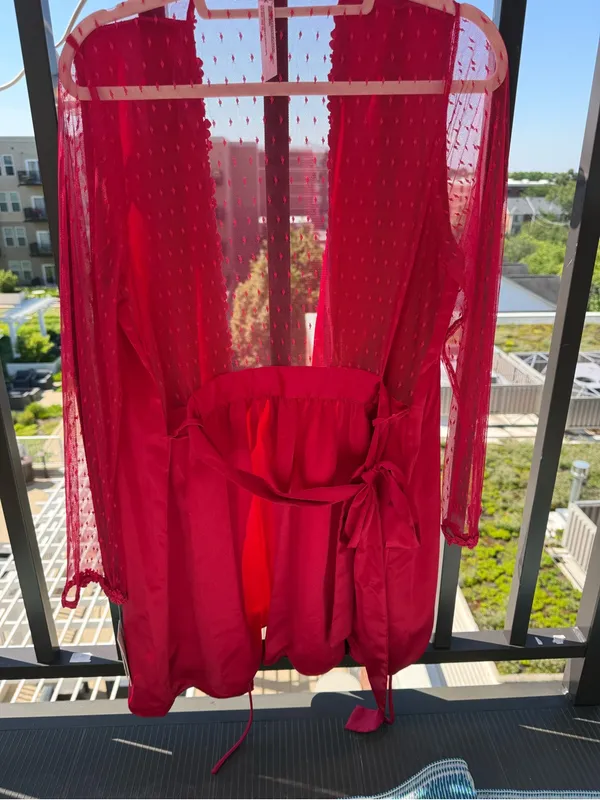 Nordstrom Red Sheer Lace-Trim Robe and Shorts Set - Image 6