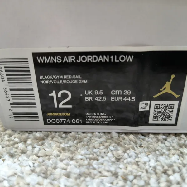 Air Jordan One Low Womens Size 12 Mens Size 10.5 - Image 7