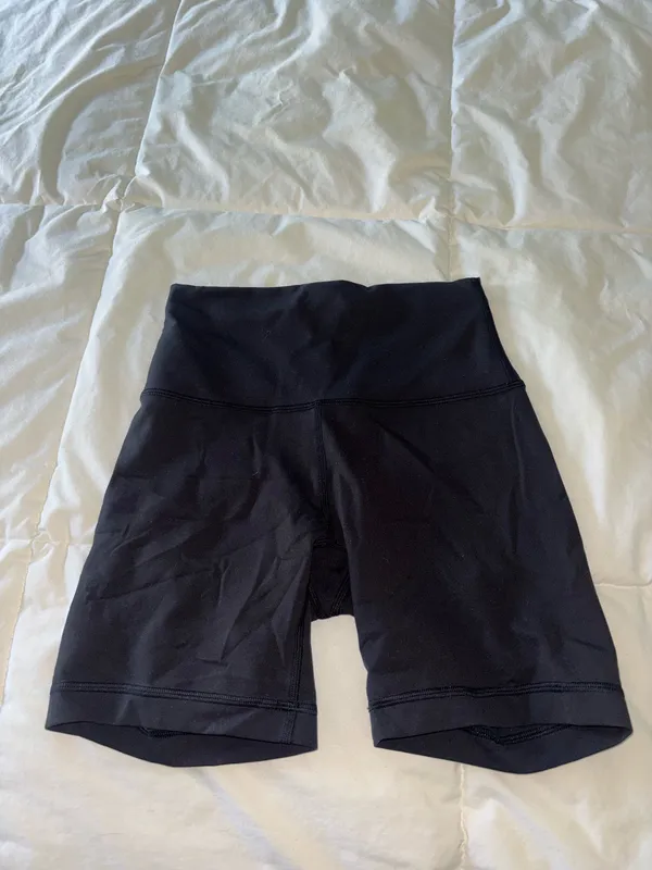 Lululemon Wunder Train Shorts High-Rise 6" - Image 2