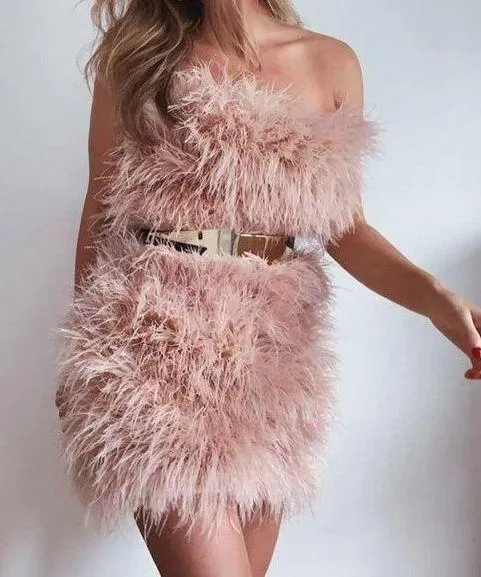 House Of CB NWT SHIRA BLUSH BONED STRAPLESS FEATHER DRESS. Size Medium. Rare and sold out. *no belt - Image 2