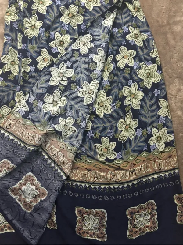 Sag Harbor Petite Pencil Skirt Women’s Size M Navy Floral with Border Print - Image 9