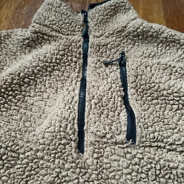 Fleece 1/4 zip Brown Size M - Image 4
