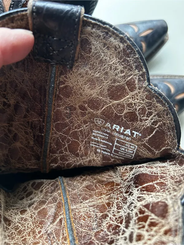 Ariat western boots - Image 4