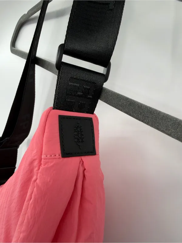 FP Movement Bulls Eye Sling Bag Coral Reflective Crossbody Belt Bag NWT - Image 6