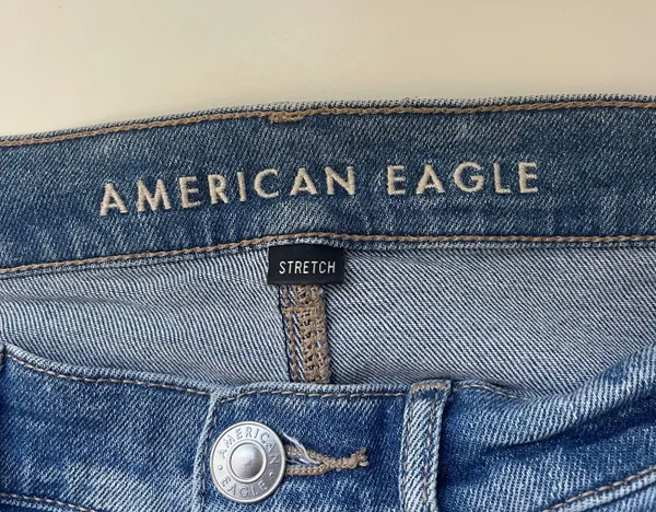 Light Wash Ripped Highest Rise 90’s Boyfriend Jeans - Image 10