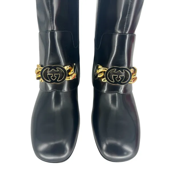 Gucci Interlocking GG Chain Patent Leather Knee‎ Boots - Image 10