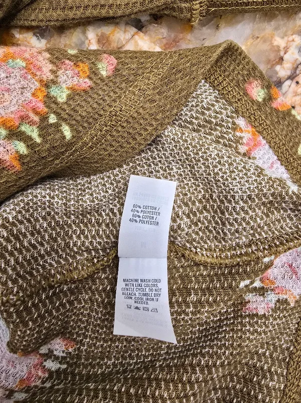 Aerie thermal long sleeve Henley shirt floral snap button M NWOT - Image 5