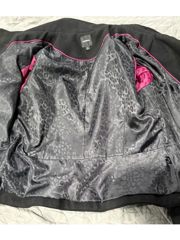 Express Women’s Wool Blend Black Moto Jacket Lined w/ Zipper Pockets Size Medium - Image 8