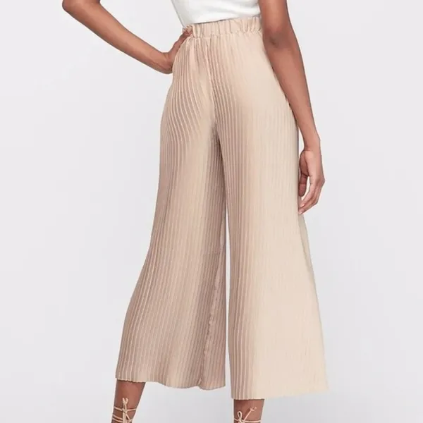 Express Beige Pleated High Rise Wide Leg Crop Pull On Elegant Chic Pants M - Image 2