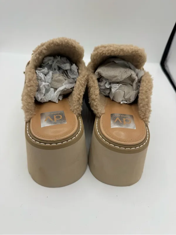 Dolce Vita Platform Clogs Women Size 10 Tan Good Sherpa Buckle Cozy Fall Winter - Image 5