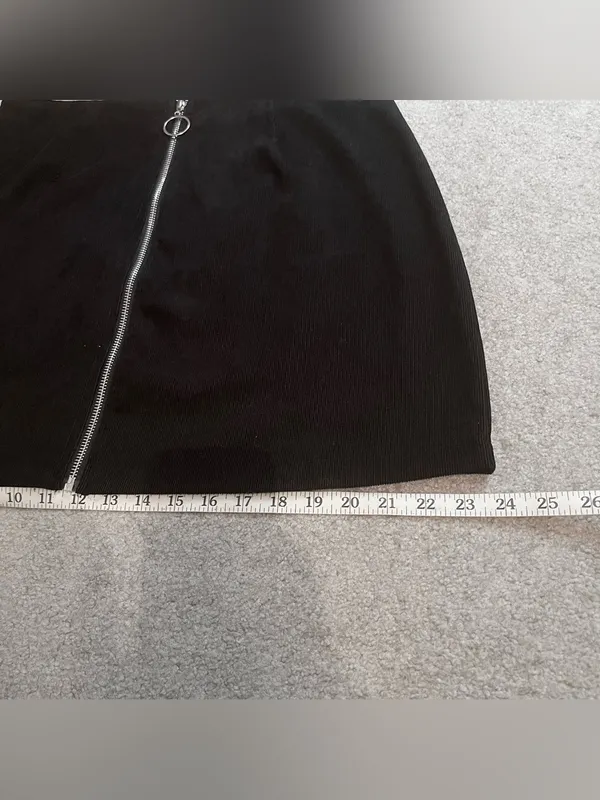 Black Ribbed Suede Mini Skirt with Silver Circle Zipper - Image 12