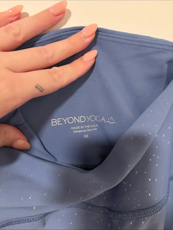 Beyond Yoga Baby Blue Silver Sparkly Leggings - Image 2