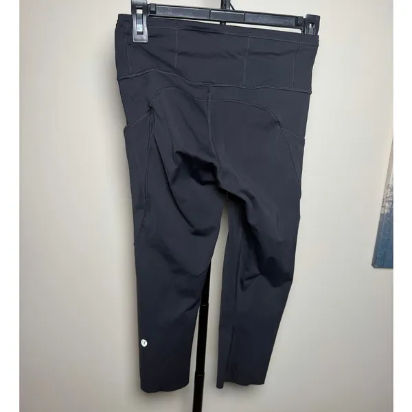 Black Lululemon Fast and Free Cropped Length Size 6 - Image 4