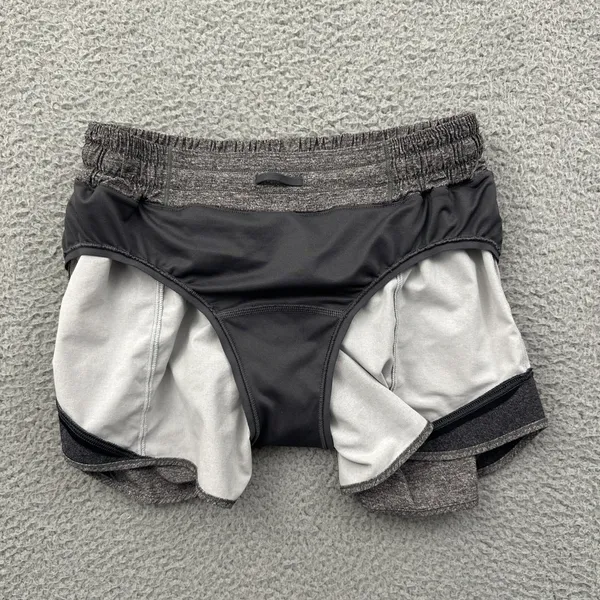 Lululemon Hotty Hot Shorts Low Rise 4" Heather Lux Gray Athletic Women's 6 - Image 3