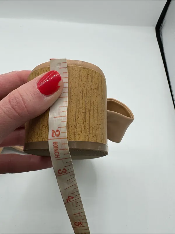 Dolce Vita Sammara Sandals Tan Neutral Block‎ Heel Size 9 minimalist everyday - Image 5