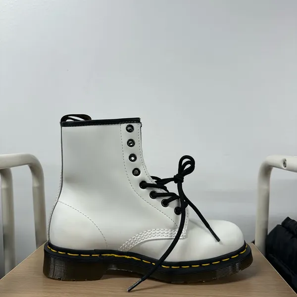 Dr. Martens 1460 Smooth - White - Unisex - Image 9