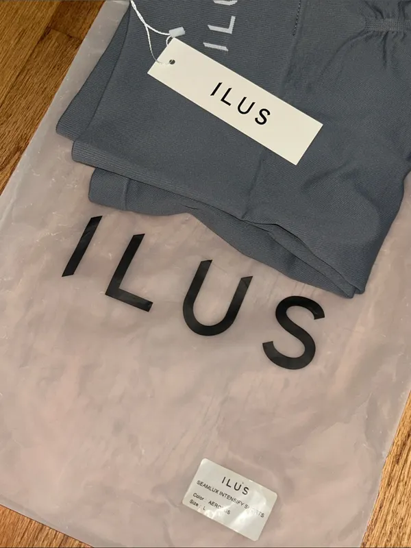 ILUS Seamlux IntesifybHigh-Waist Women’s Bike Shorts in Slate Blue NWT - Image 3