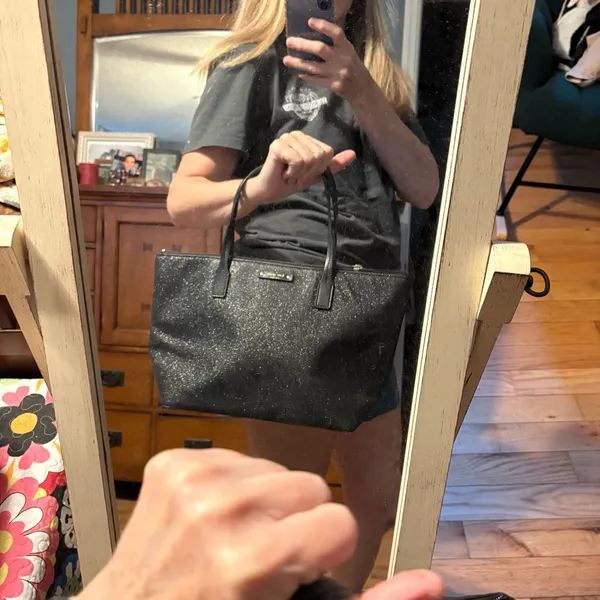 Kate Spade New York Haven Lane Glitter Tote - Image 7