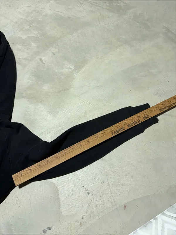Gymshark Black Cropped Hoodie small - Image 5