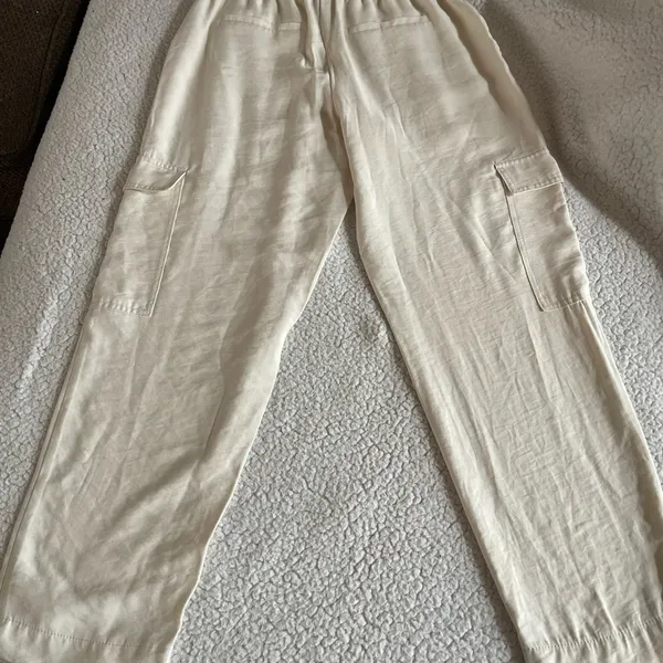 A new day women’s cargo pants elastic waist size S - Image 5