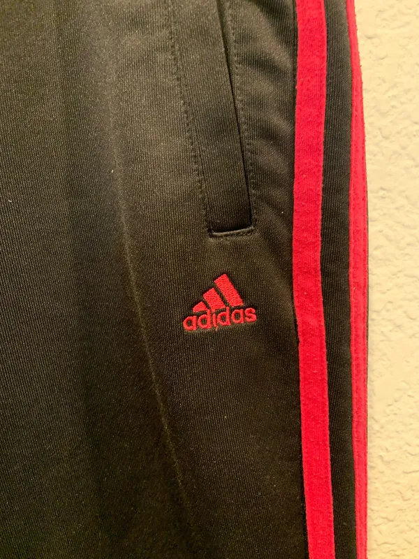Women's Vintage Adidas Climalite Track Pants Black with Hot Pink Stripes Size M Good Pre-Owned Condition Features Women's Vintage Adidas Climalite Track Pants Black with Hot Pink Stripes #retro #Y2K #vintage - Image 2