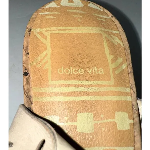 DV Dolce Vita tan lace up‎ wedge sandals size 7.5 - Image 4
