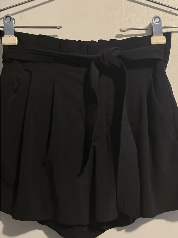 Athleta Black High-Waist Paperbag Tie Shorts - Image 3