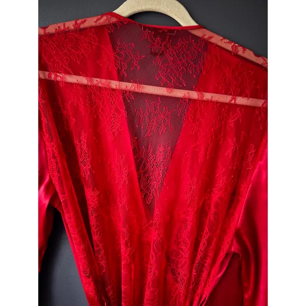 Victoria's Secret Red Satin Lace Wrap Tie Robe M/L - Image 6