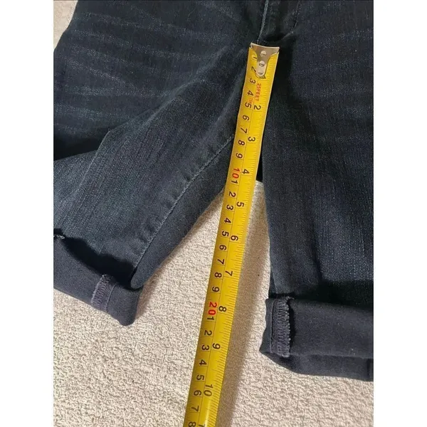 L.L. Bean Denim Shorts Women’s Size 4 Blue - Image 9