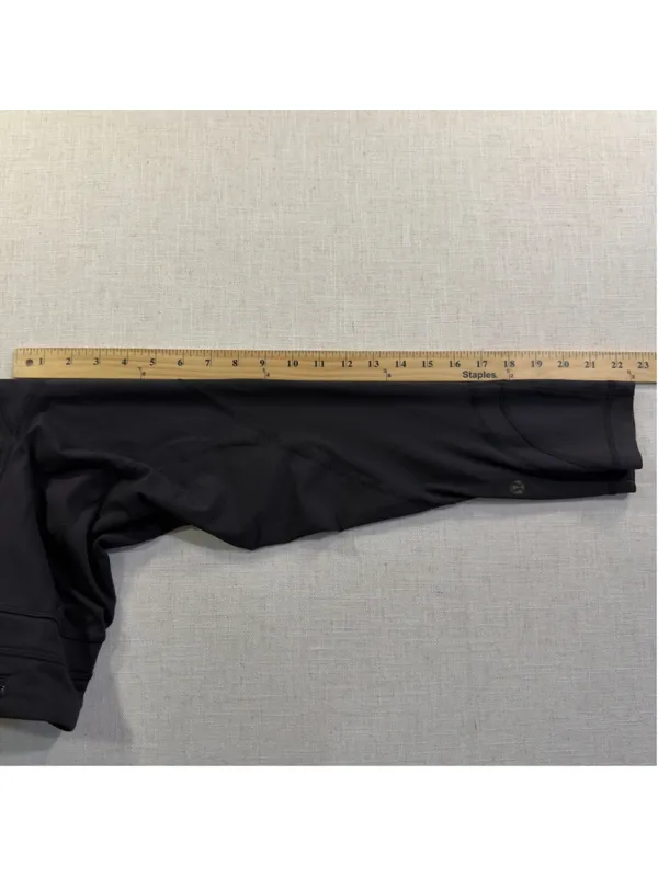 lululemon Women’s 4 Black Cropped Leggings 23” Inseam READ - Image 8