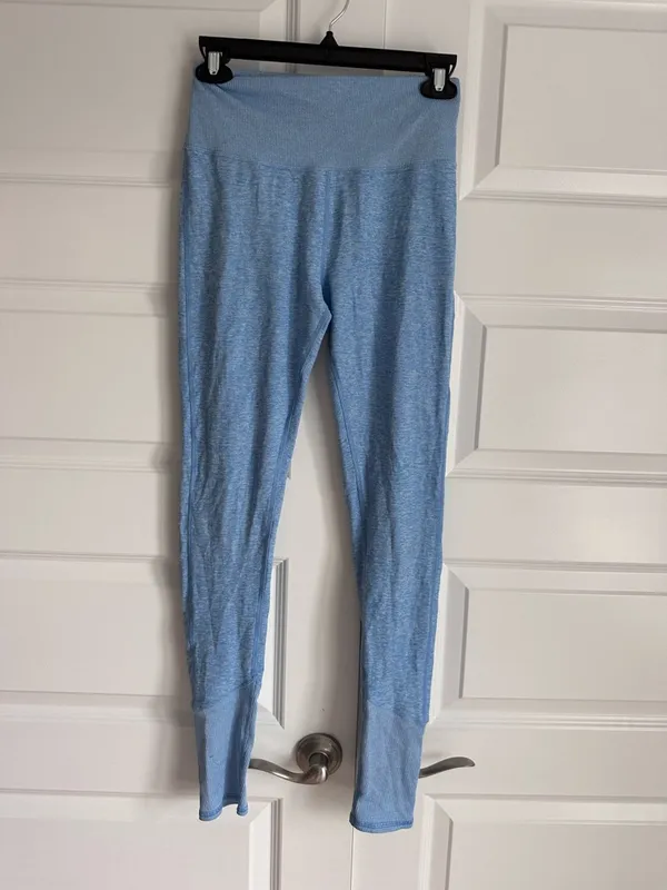Alo High-Waist Alosoft Lounge‎ Legging size Medium in Heathered Sky - Image 2