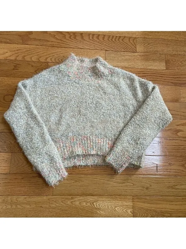 Free People Stardust Pullover Mock Neck cropped fussy soft warm Sz XS oversized - Image 4