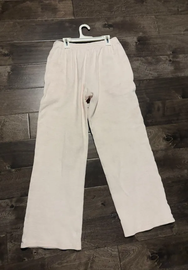 Brandy Melville Wide Leg Sweatpants - Image 2