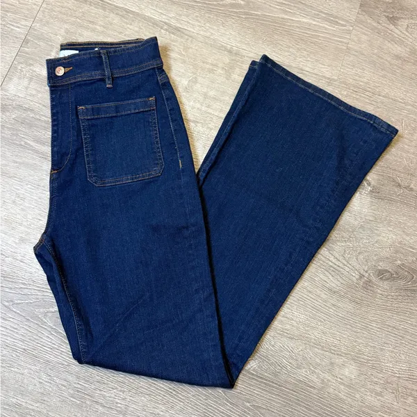 •LOFT• THE SLIM FLARE JEANS - Image 2