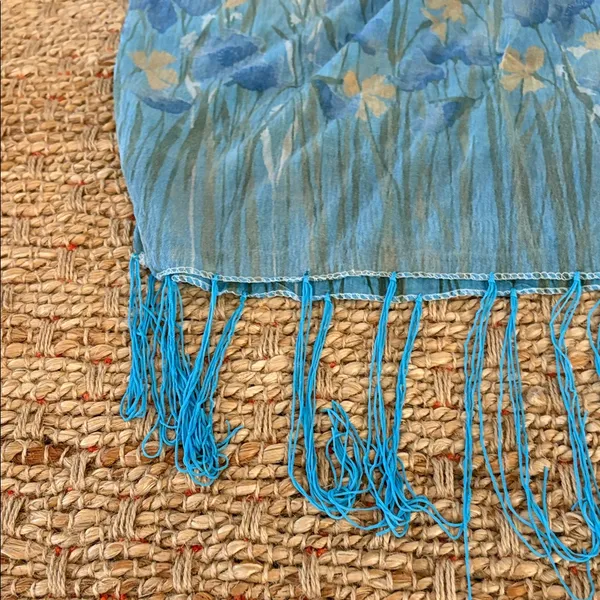 Floral Blue and White Scarf with Fringe - Image 2
