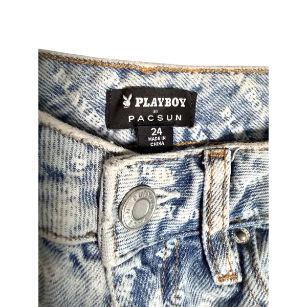 Playboy by PacSun Light Wash Blue All Over Logo Print Denim Shorts Size 24 High - Image 3