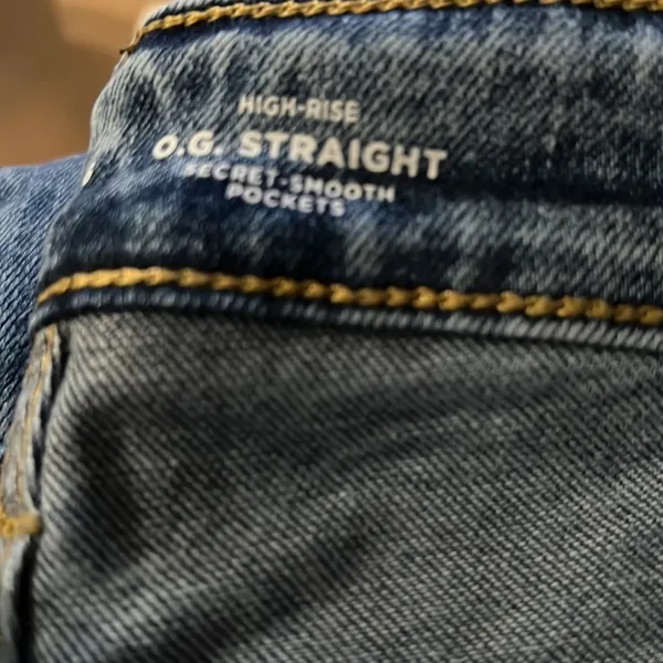 Old Navy High-Waisted O.G. Straight‎ Medium-Wash Extra Stretch Jeans - Image 7