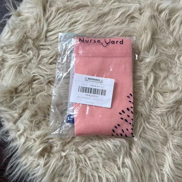 NWT Nurse Yard Solid Pastel Pink Compression Socks S/M - Image 2