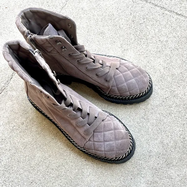 Vince‎ Camuto Merindil Combat Boot Gray Leather Suede Size 7 - Image 8