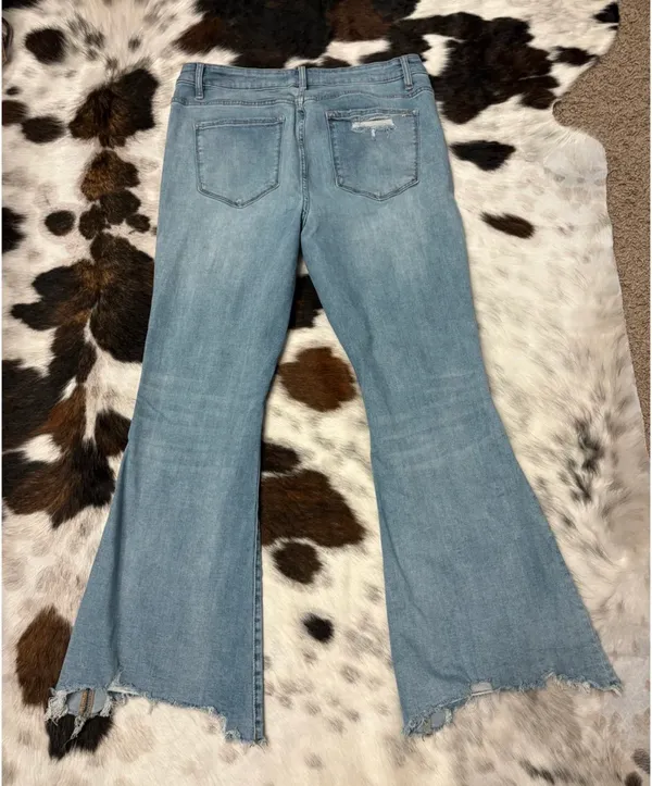 Micas Bootcut Jeans - Image 2