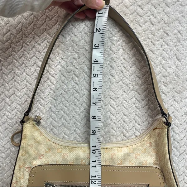 Liz Claiborne Y2K Tan Monogram Straw‎ Texture Preppy Shoulder Bag - Image 14