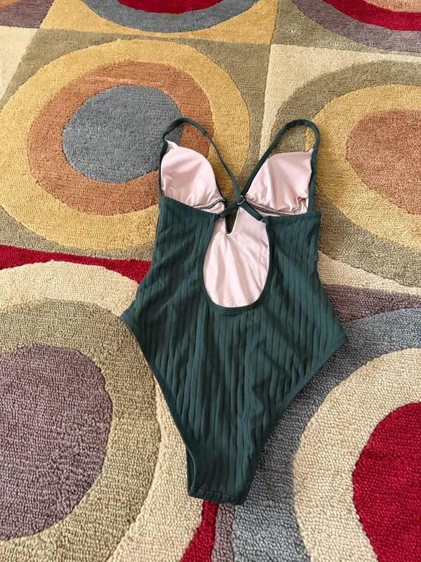 Shade & Shore Target Dark Green Plunge Front One Piece Swimsuit Women’s Small - Image 3
