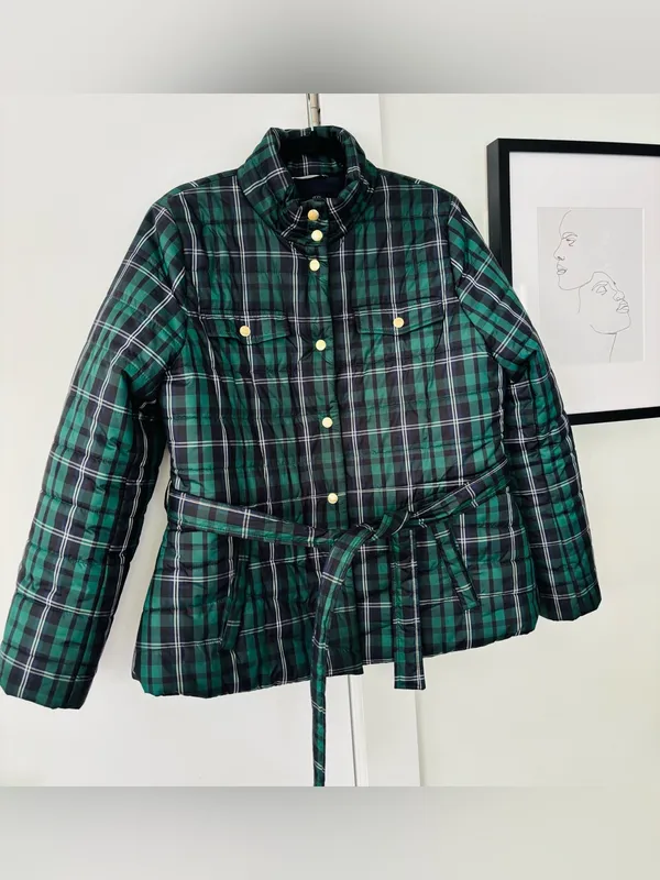 J. crew Green Tartan Plaid Belted Puffer Jacket Coat Women's size large - Image 3