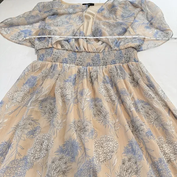Lulus Subtle Romance‎ Beige Blue Floral Ruffle Flutter Sleeve Midi Dress Size XL - Image 10