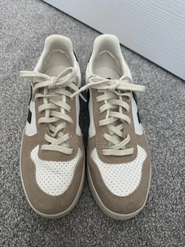 VEJA Sneakers V-10 Women’s - Image 4
